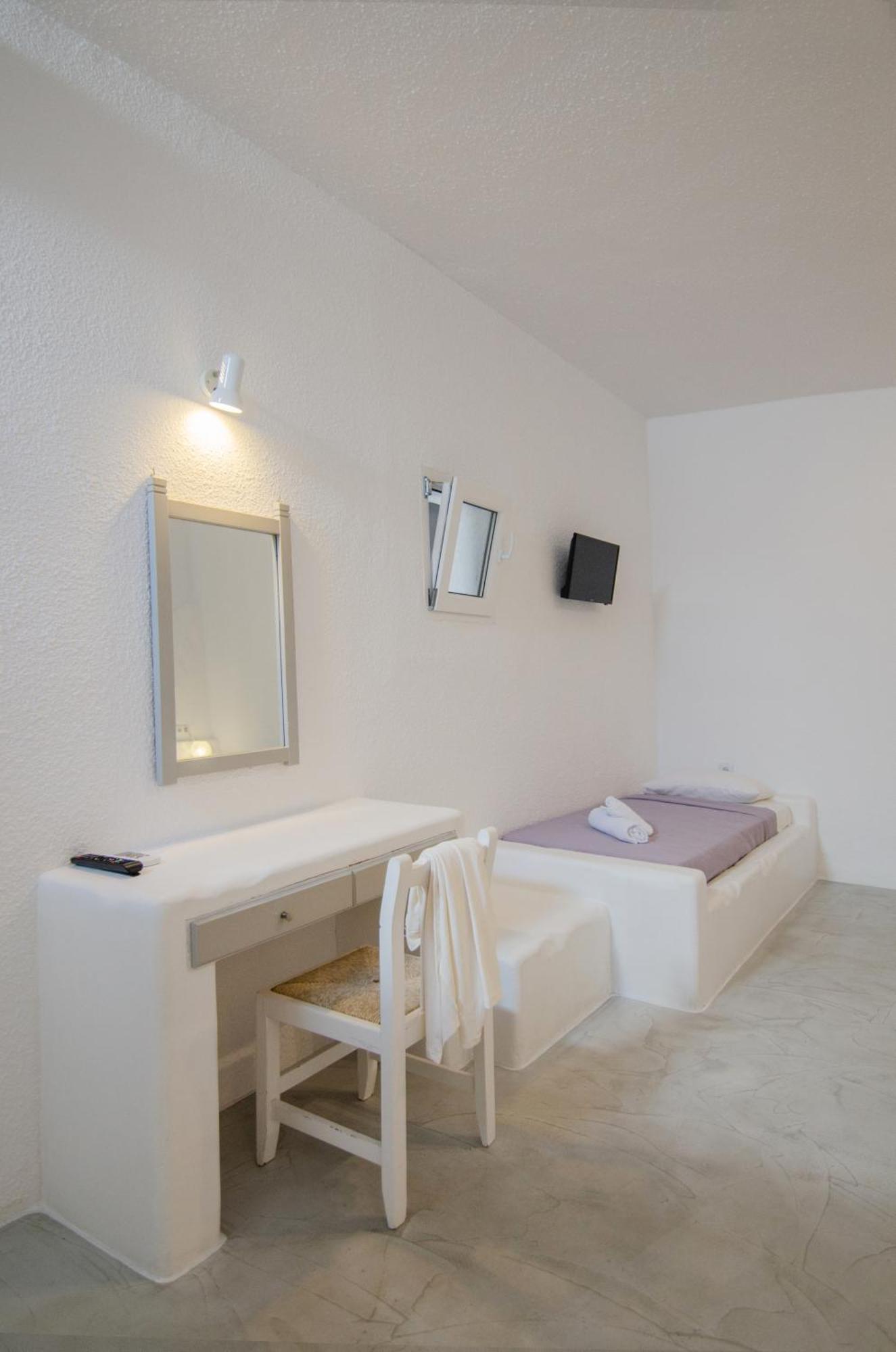 איוס חורה Sunrise Hotel מראה חיצוני תמונה