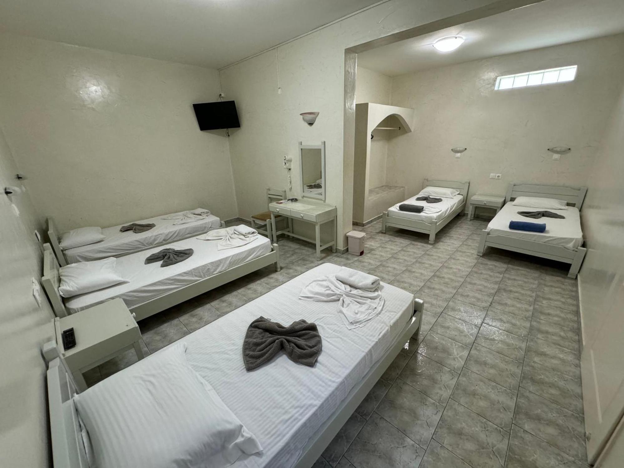 איוס חורה Sunrise Hotel מראה חיצוני תמונה