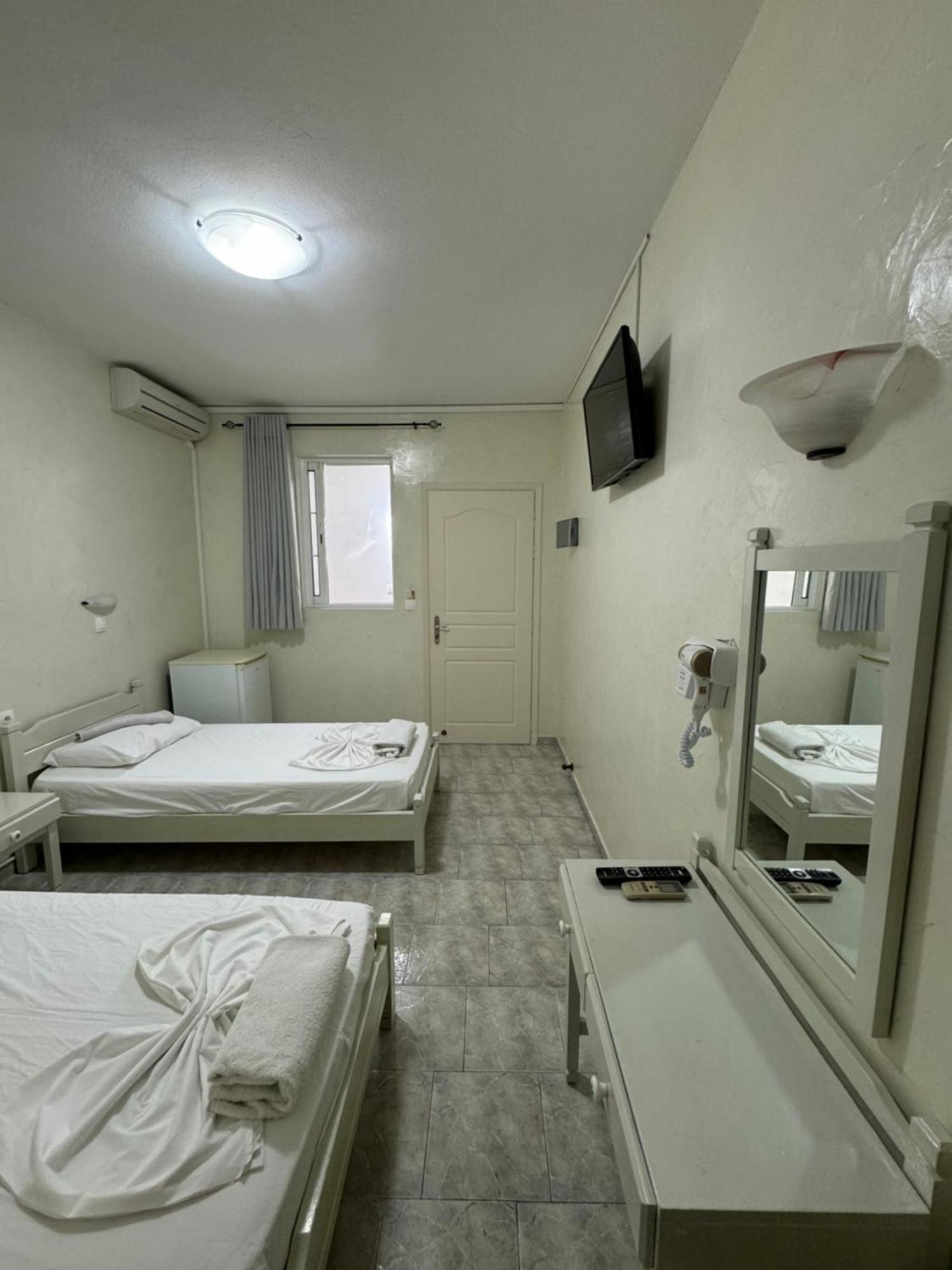 איוס חורה Sunrise Hotel מראה חיצוני תמונה