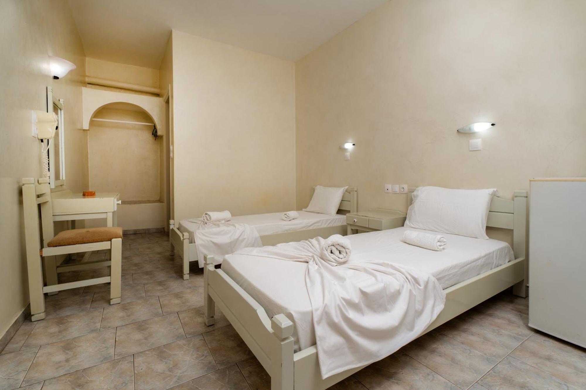 איוס חורה Sunrise Hotel מראה חיצוני תמונה