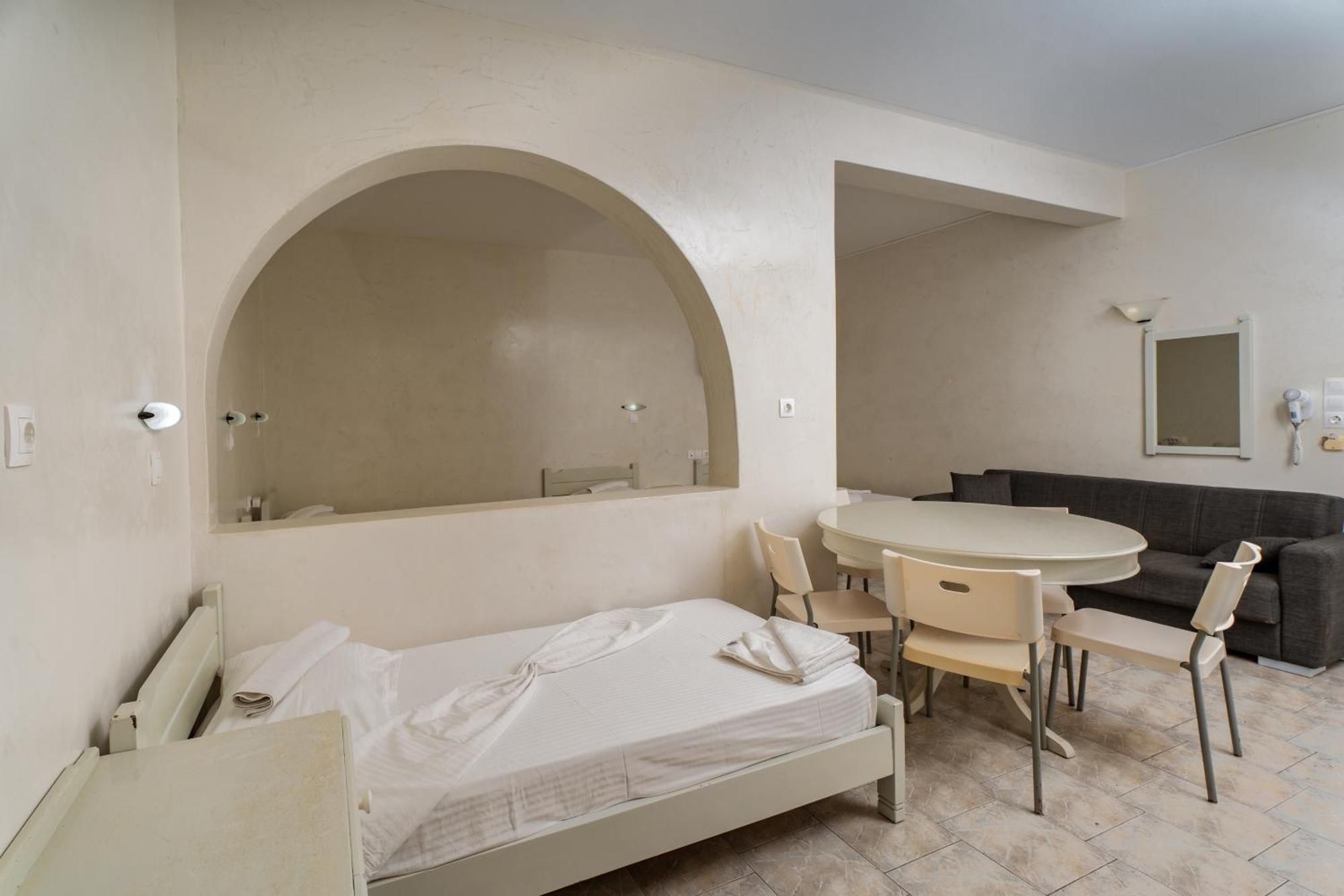 איוס חורה Sunrise Hotel מראה חיצוני תמונה